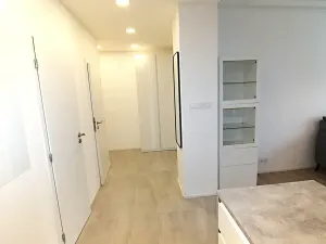 Pronájem bytu 2+kk, Praha - Karlín, Pobřežní, 58 m2