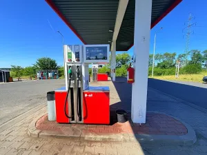 Prodej obchodního prostoru, Kly, 45 m2