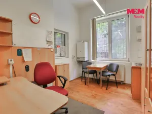 Pronájem obchodního prostoru, Český Těšín, náměstí ČSA, 110 m2