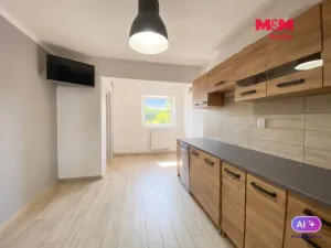 Prodej bytu 3+1, Prosenice, Školní, 97 m2