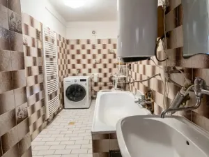 Prodej bytu 3+1, Prosenice, Školní, 97 m2