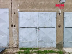 Pronájem garáže, Slatina, 55 m2