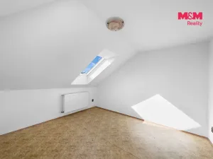 Prodej bytu 2+1, Libochovice, Dvouletky, 46 m2