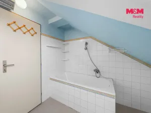 Prodej bytu 2+1, Libochovice, Dvouletky, 46 m2