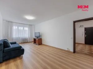 Pronájem bytu 2+1, Karlovy Vary, Charkovská, 57 m2