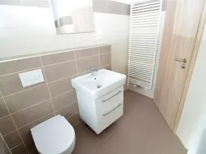 Pronájem rodinného domu, Jesenice, Albatrosová, 112 m2