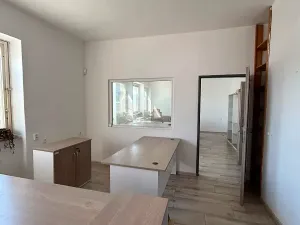 Pronájem kanceláře, Znojmo, Dobšická, 150 m2