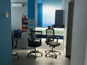 Pronájem kanceláře, Znojmo, Dobšická, 150 m2