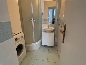 Pronájem bytu 2+kk, Praha - Vinohrady, V Horní Stromce, 47 m2