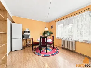 Prodej rodinného domu, Hrobčice, 360 m2