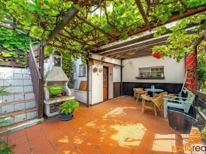 Prodej rodinného domu, Hrobčice, 360 m2