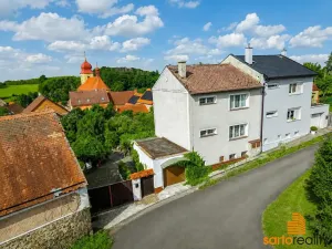 Prodej rodinného domu, Hrobčice, 360 m2