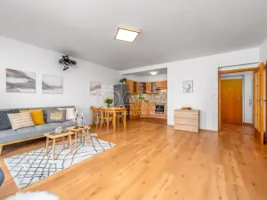 Prodej bytu 2+kk, Praha - Dolní Chabry, Spořická, 59 m2