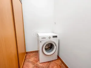 Prodej bytu 2+kk, Praha - Dolní Chabry, Spořická, 59 m2