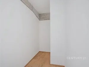Prodej kanceláře, Praha - Vysočany, Kolbenova, 176 m2