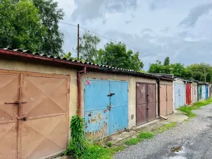 Pronájem garáže, Lovosice, U Výtopny, 18 m2