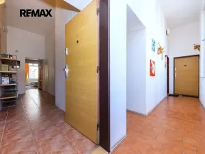 Prodej bytu 2+kk, Praha - Nové Město, Pštrossova, 55 m2