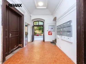 Prodej bytu 2+kk, Praha - Nové Město, Pštrossova, 55 m2
