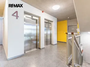 Prodej bytu 1+kk, Praha - Záběhlice, Na Slatince, 31 m2
