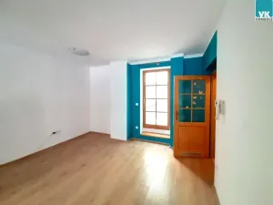 Pronájem bytu 2+kk, Litomyšl, Smetanovo náměstí, 69 m2