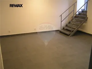Pronájem obchodního prostoru, Praha - Vinohrady, Voroněžská, 46 m2