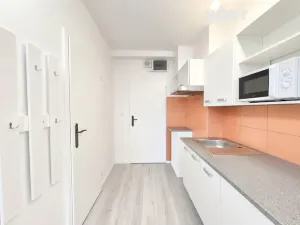 Prodej bytu 1+kk, Praha - Střížkov, Děčínská, 25 m2
