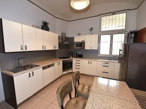 Prodej kanceláře, Praha - Vinohrady, Balbínova, 72 m2