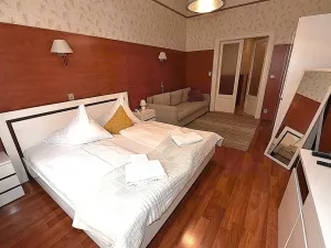 Prodej kanceláře, Praha - Vinohrady, Balbínova, 72 m2