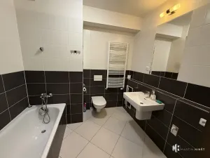 Pronájem bytu 1+kk, Praha - Střížkov, Makedonská, 33 m2