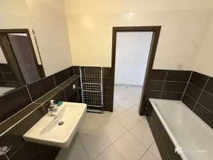 Pronájem bytu 1+kk, Praha - Střížkov, Makedonská, 33 m2
