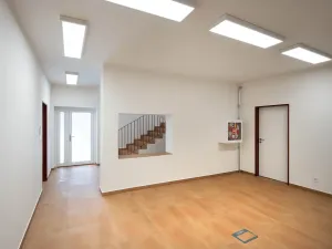 Pronájem skladu, Hořín, 1933 m2