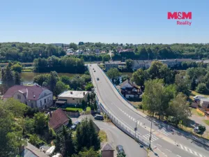 Prodej obchodního prostoru, Týnec nad Labem, Havlíčkova, 207 m2