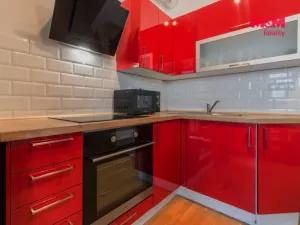 Pronájem bytu 2+kk, Praha, Argentinská, 40 m2