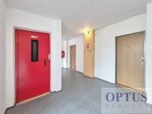 Pronájem kanceláře, Praha - Smíchov, U Demartinky, 106 m2