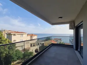 Prodej bytu 2+kk, Dobrá Voda, Černá Hora, 38 m2