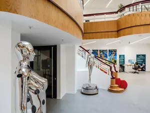 Pronájem kanceláře, Ostrava, náměstí Dr. E. Beneše, 62 m2
