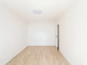 Prodej bytu 4+kk, Praha, Novodvorská, 71 m2