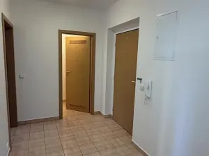 Pronájem bytu 2+kk, Hradec Králové, Ve Stromovce, 59 m2