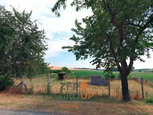 Prodej zahrady, Loučka, 647 m2