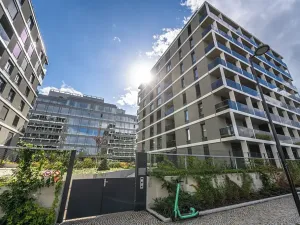 Pronájem bytu 2+kk, Praha - Karlín, Sokolova, 59 m2