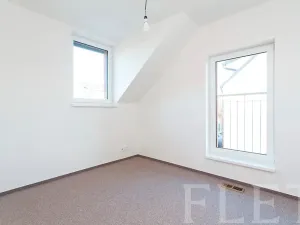 Prodej rodinného domu, Zlonín, Vrbová, 96 m2