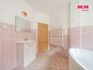 Prodej rodinného domu, Krakovec, 200 m2