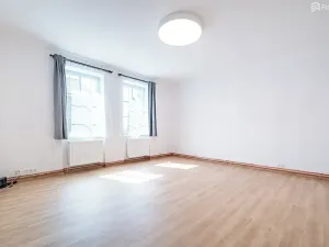 Pronájem obchodního prostoru, Rosice, Brněnská, 84 m2