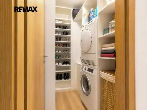 Prodej bytu 4+kk, Praha - Horní Počernice, V javorech, 93 m2