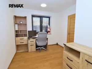 Prodej rodinného domu, Holice, Dudychova, 130 m2