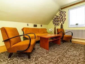 Prodej rodinného domu, Zvole, 520 m2