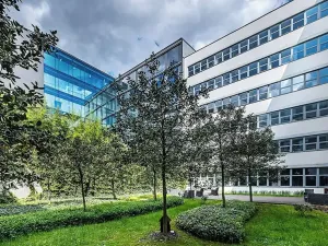 Pronájem kanceláře, Praha - Smíchov, Radlická, 364 m2
