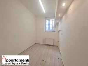 Pronájem obchodního prostoru, Praha - Vinohrady, Šafaříkova, 66 m2
