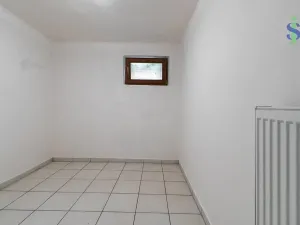 Pronájem rodinného domu, Praha - Kyje, Černičná, 150 m2