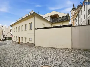 Prodej bytu 3+kk, Šternberk, Farní, 70 m2